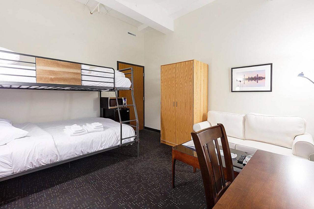 דירות בוסטון Studio Ready 4 Students & Traveling Professionals! 310 מראה חיצוני תמונה