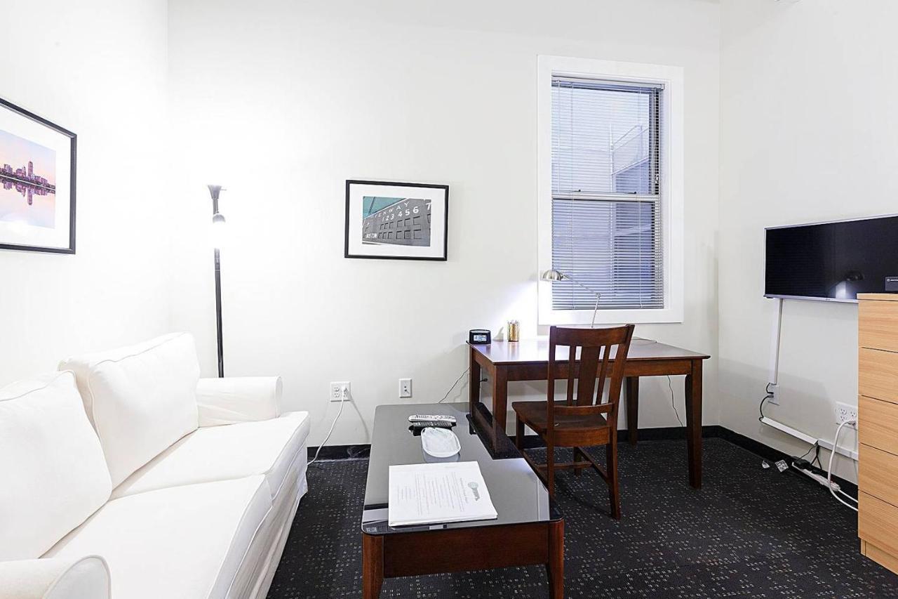 דירות בוסטון Studio Ready 4 Students & Traveling Professionals! 310 מראה חיצוני תמונה