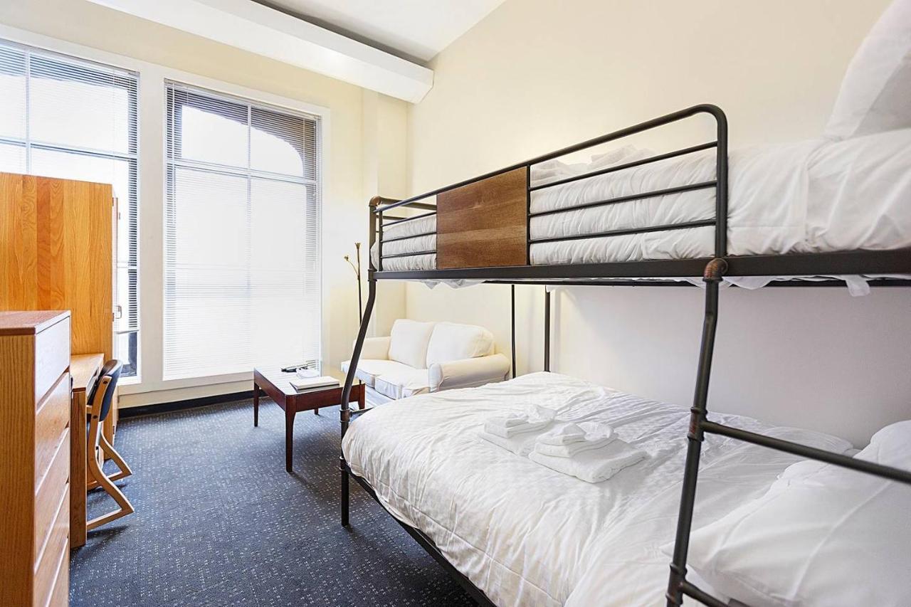 דירות בוסטון Studio Ready 4 Students & Traveling Professionals! 310 מראה חיצוני תמונה