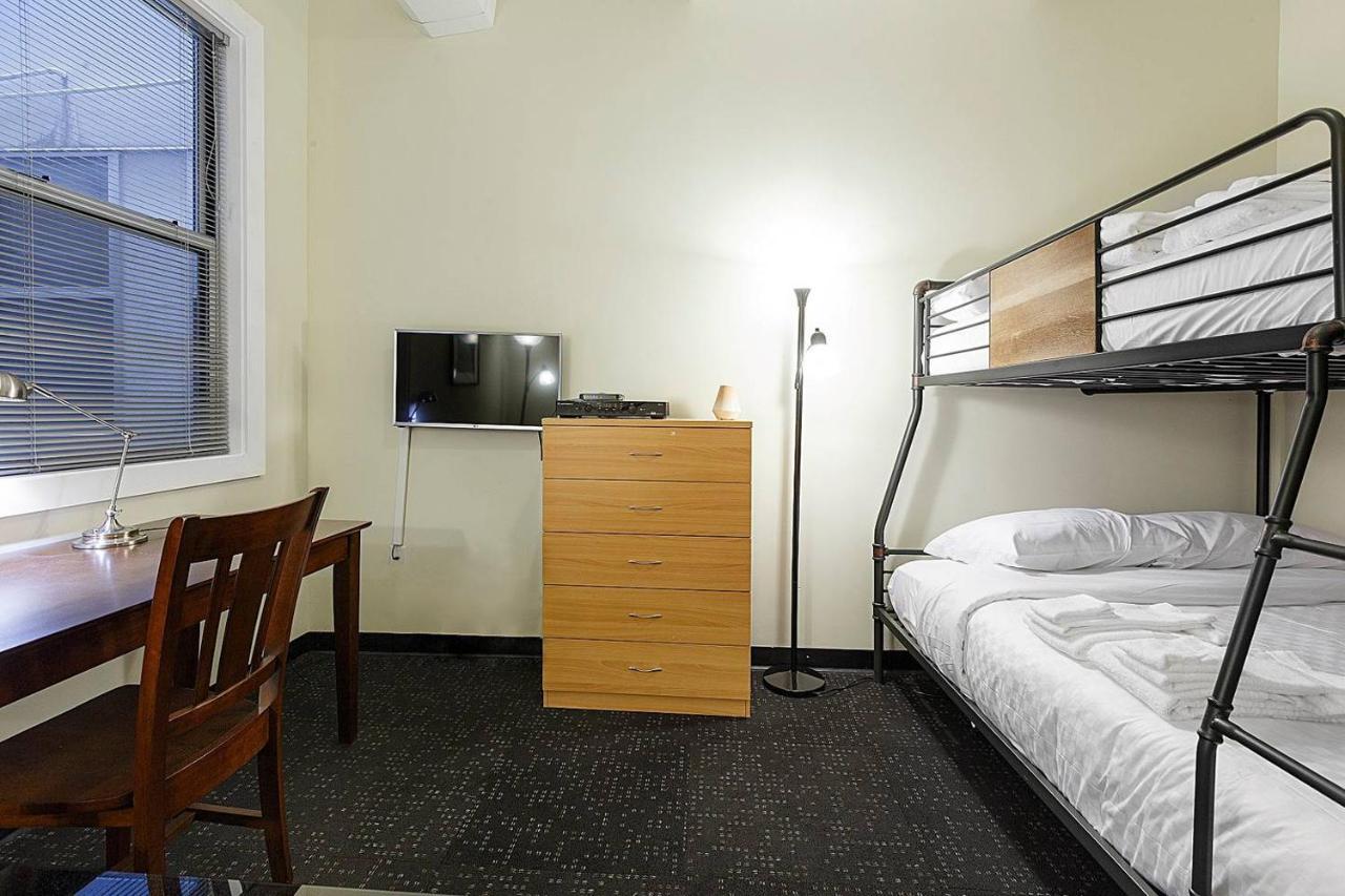 דירות בוסטון Studio Ready 4 Students & Traveling Professionals! 310 מראה חיצוני תמונה